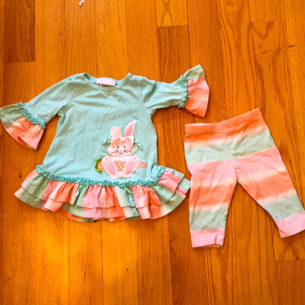 Bonnie Jean Bunny Tunic Top & Leggings Outfit